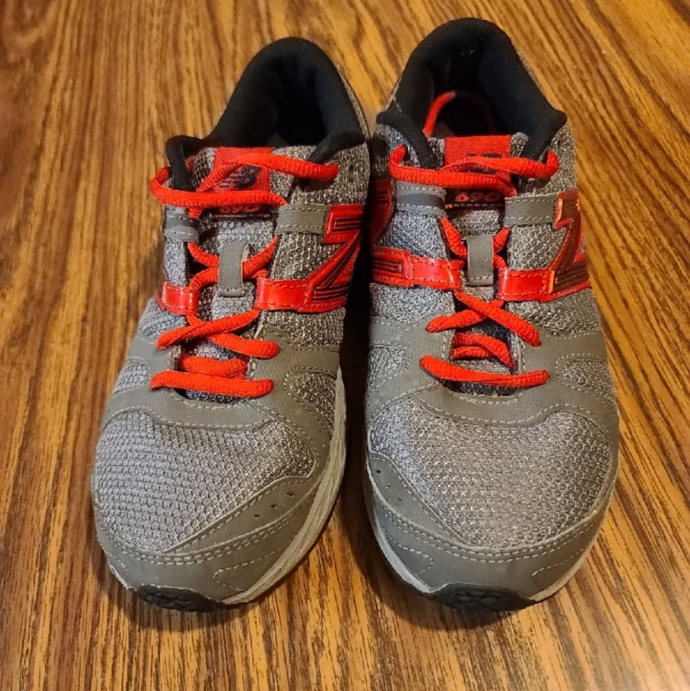Track running shoes